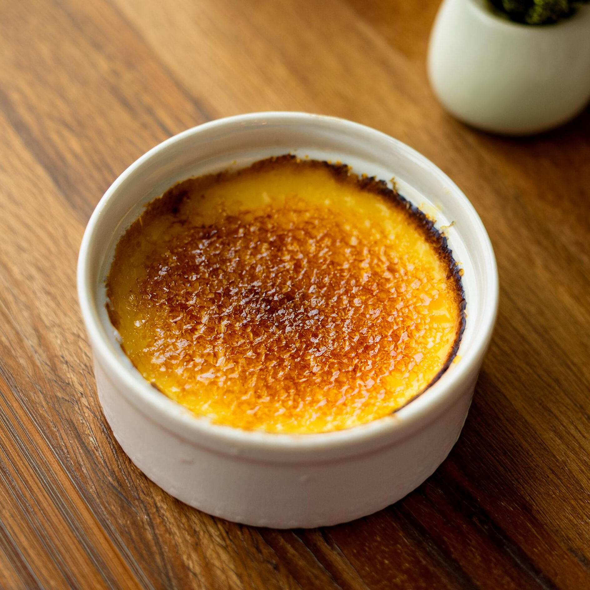 What type of cream is best for crème brûlée?